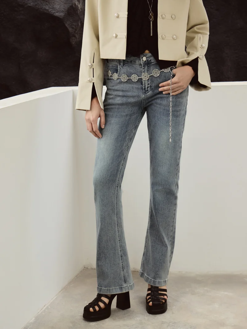 Lichi  Straight light-wash denim jeans for Women | Best Price UAE