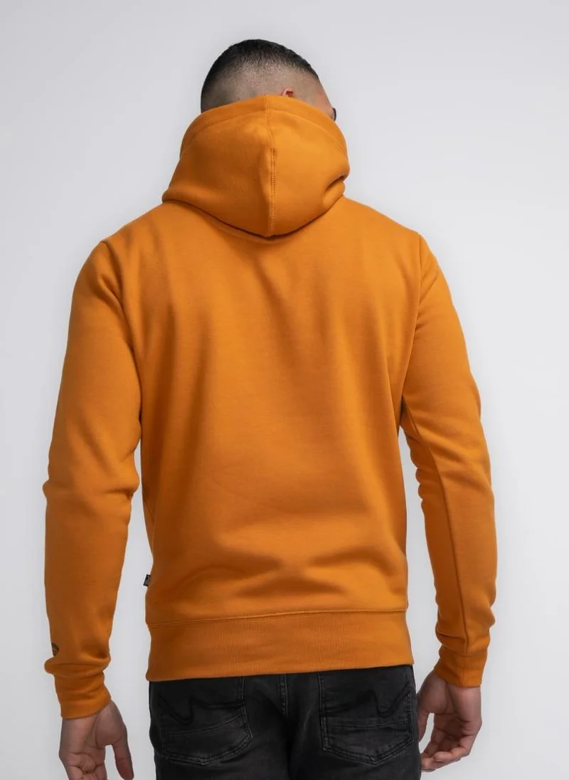 بترول اندستريز كنزة رجالي بغطاء رأس بطبعة