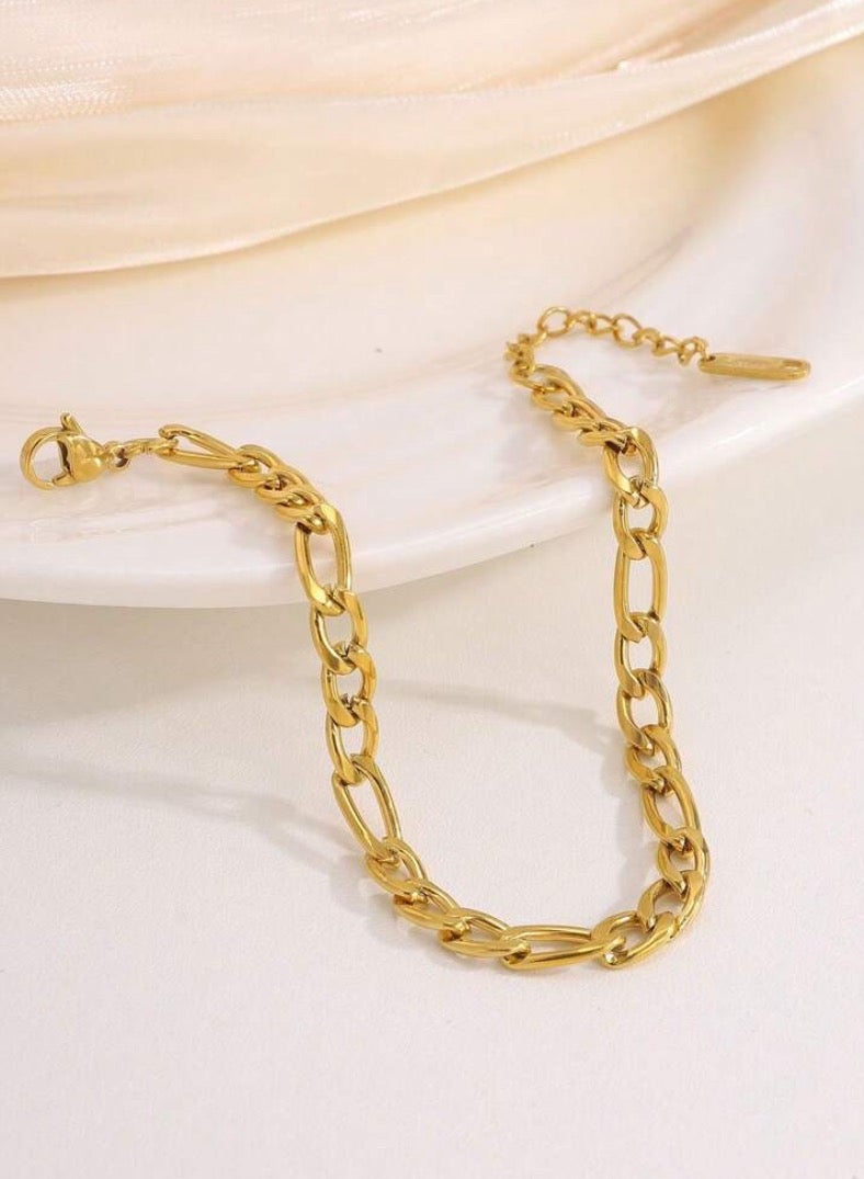 إيكوال اسوارة نسائية أنيقة وعالية الجودة مصنوعة من الاستانلس ستيل مطلية باللون الذهبي - Image 4