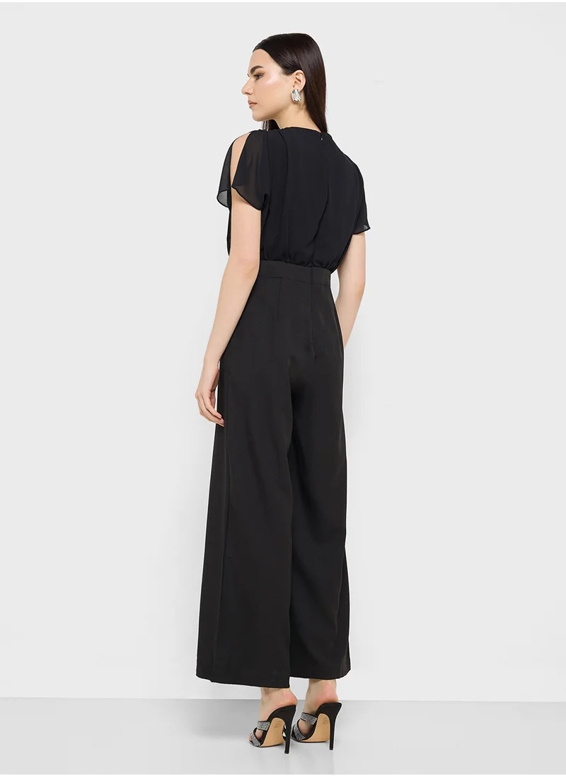 جينجر Cowl Neck Tailored Jumpsuit