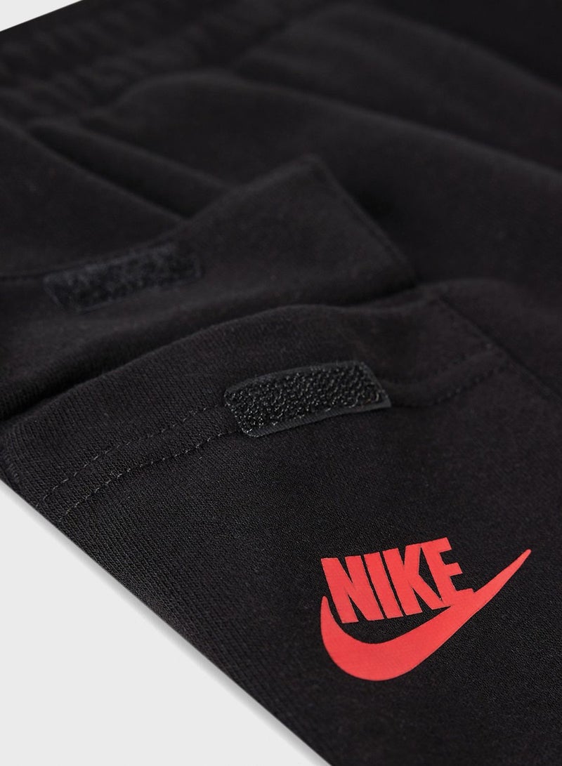 Nike Infant Logo Set - Image 3