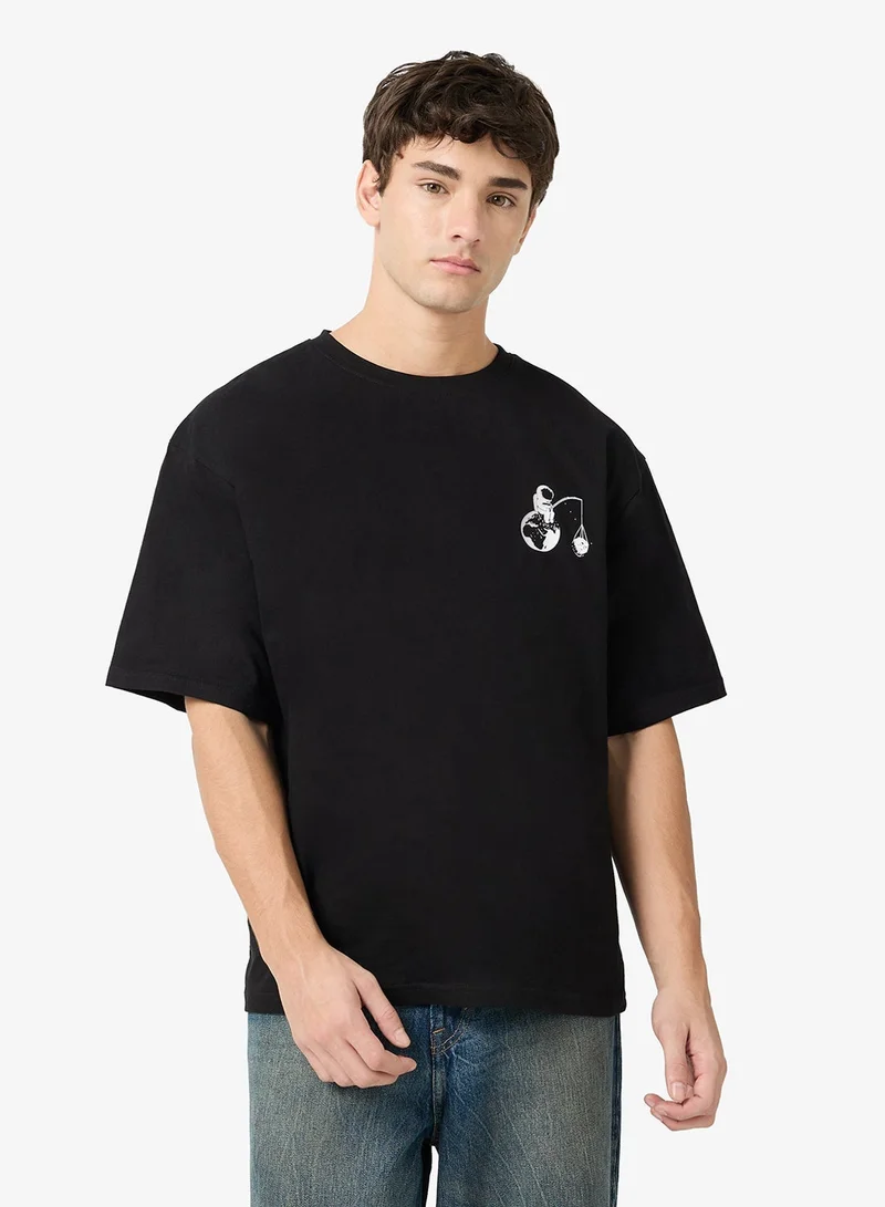 Seventy Five Over Size Tees