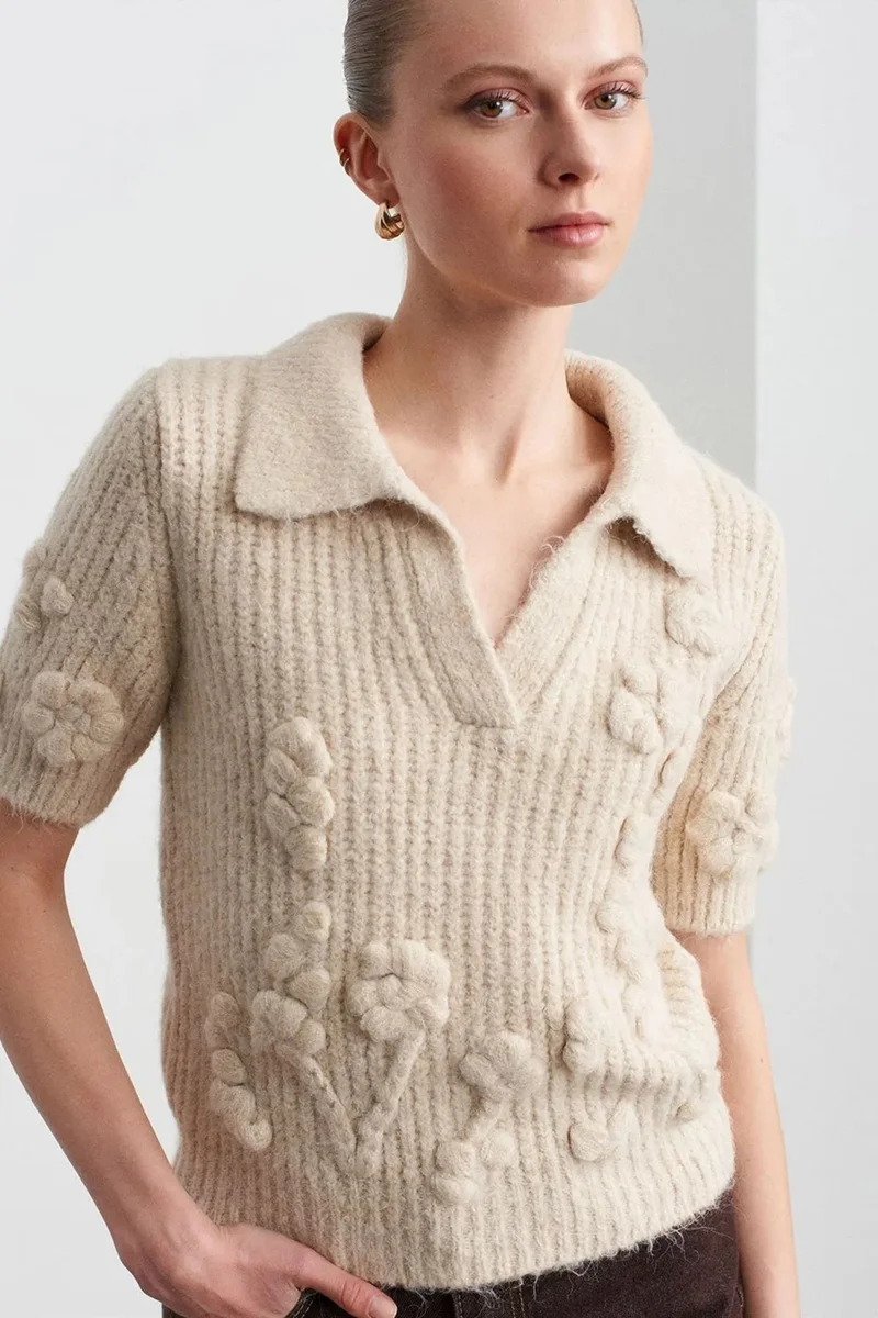 Dilvin Cream Natural DILVIN Textured Ribbed Polo-collar Sweater for Women | Best Price UAE