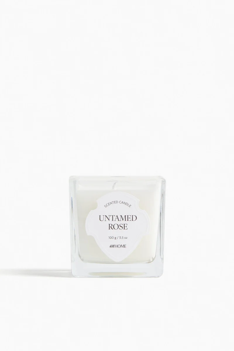 اتش اند ام شمعة معطرة صغيرة في حامل زجاجي