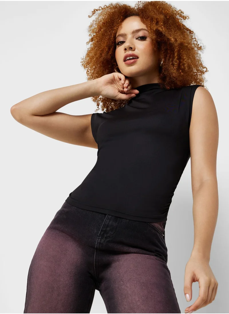 Ginger Sleeveless Ruched Detail Top