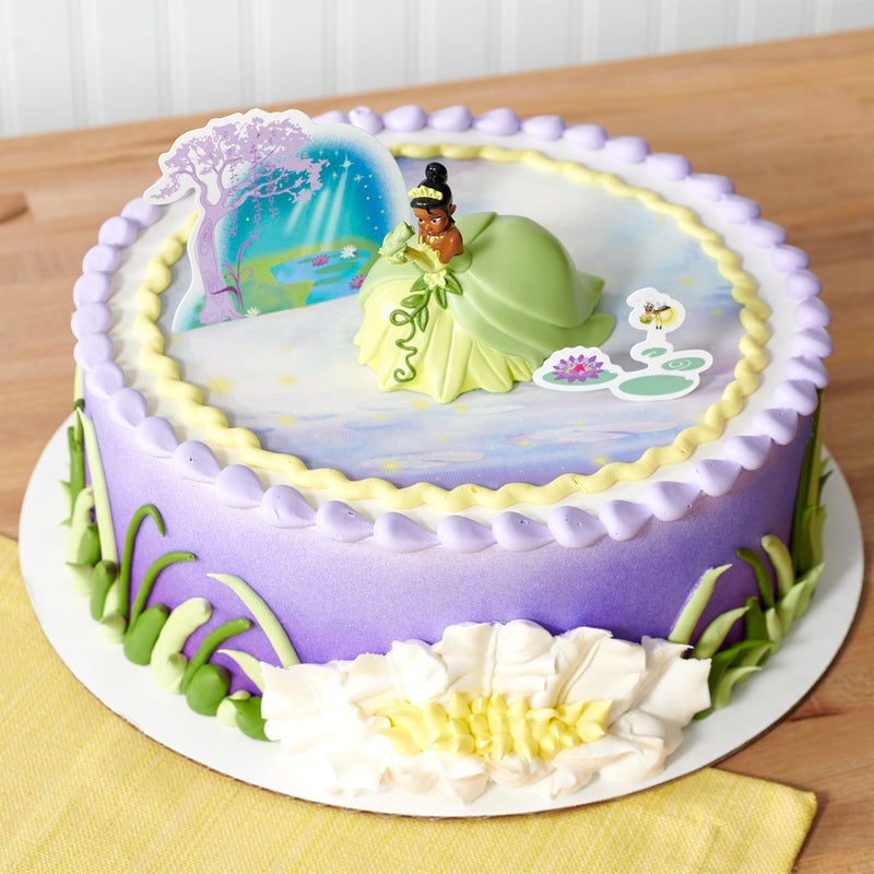 DecoPac DecoSetÂ® Disney Princess Tiana Cake Topper, 3-Piece Cake Decoration With Tiana And Frog Figurine, Water Lily Pic, And Background Scenery Pic - Image 5