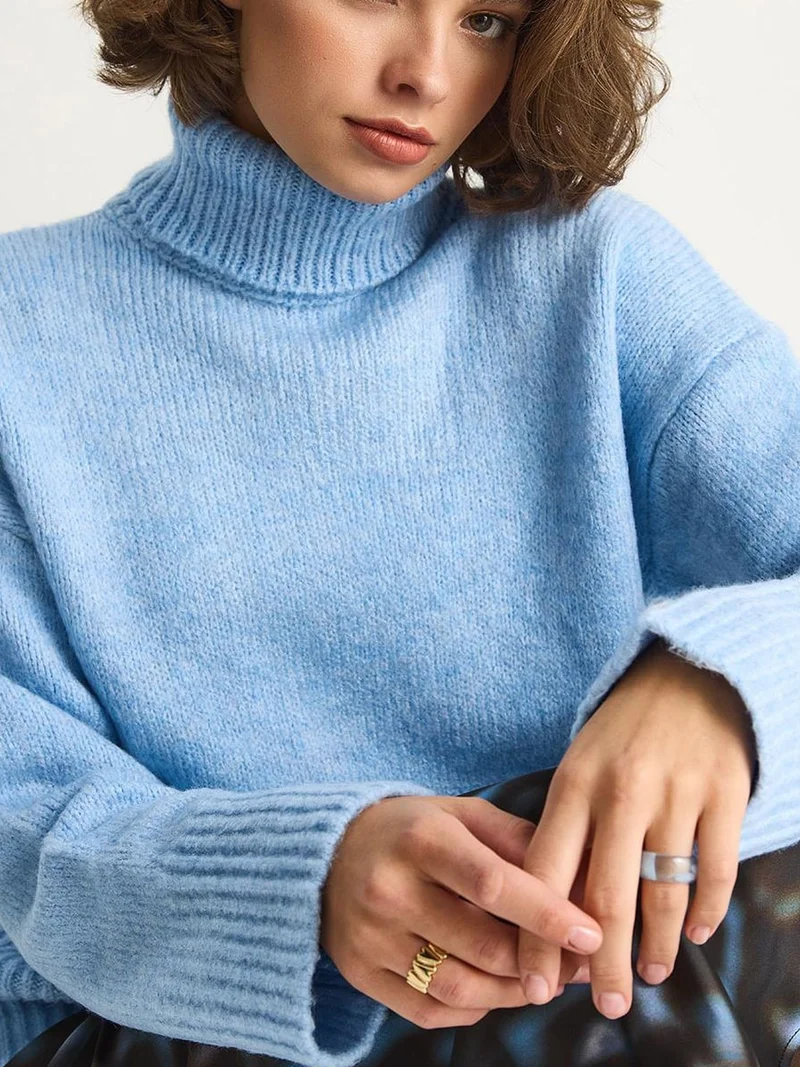 Bianco Lucci LUCCI Oversized Knit Turtleneck Sweater
