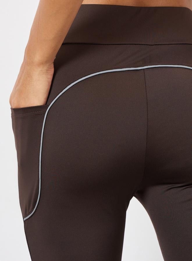 ستايلي اكتيف ليقنز واسع بشريط عاكس وجيب خلفي - Image 5