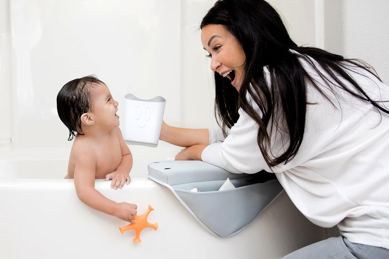 ubbi Cushioned Elbow Rest, Non-Slip, Baby and Toddler Bath Time Must Have Accessory for Parents, Included Pockets for Bath Supplies Storage, Gray Stingray - Image 5