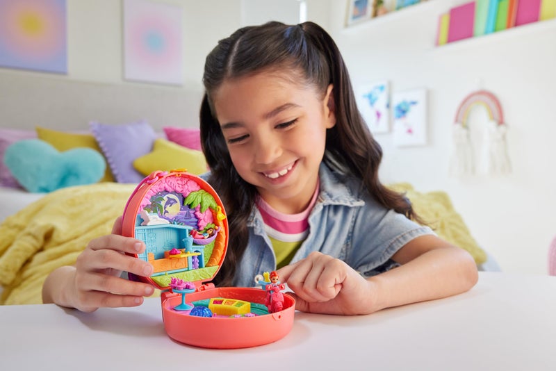 Polly Pocket دمى وبلاي سيت بولي بوكيت، سكوتر مغامرة مدمج، لعبة سفر مع دميتين صغيرتين وحيوان أليف، بالإضافة إلى ملحقات حيوانات ومركبات - Image 2