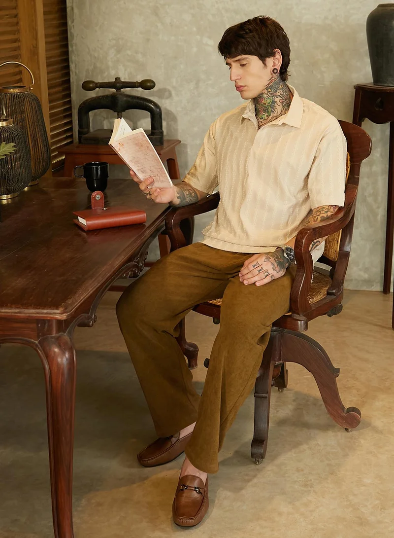 Campus Sutra Men's Army Green Spiralknot-Tactile Oversized Polo T-Shirt