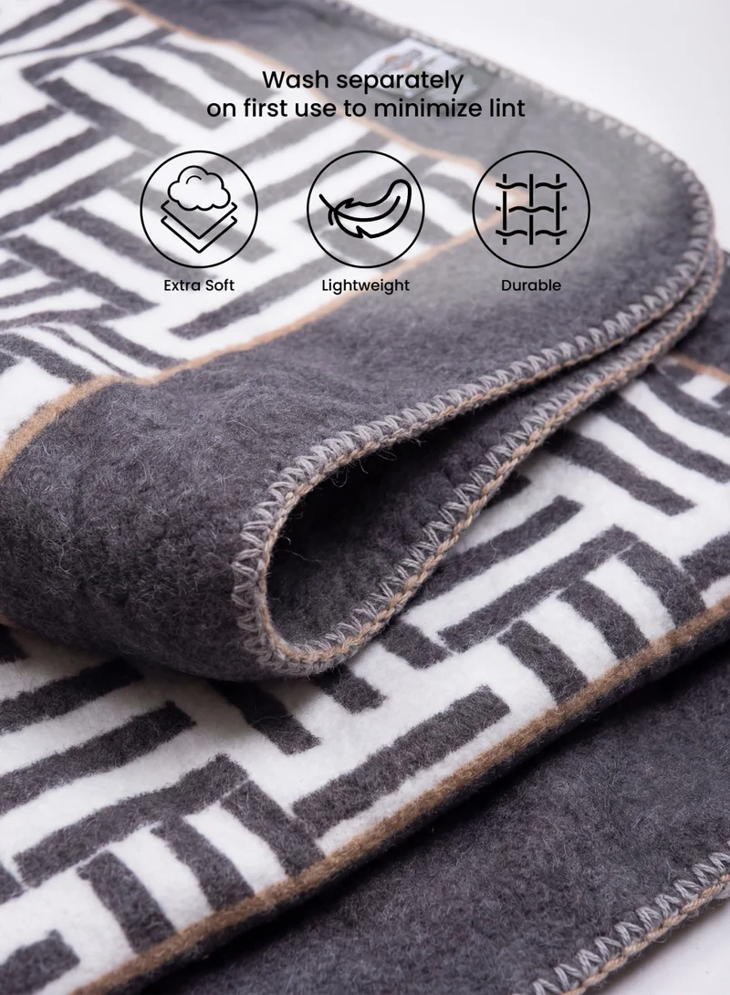 PARRY LIFE Parry Life 2-Ply Cloudy Blanket – Ultra Soft Printed Polyester Travel Blanket 130×180 cm