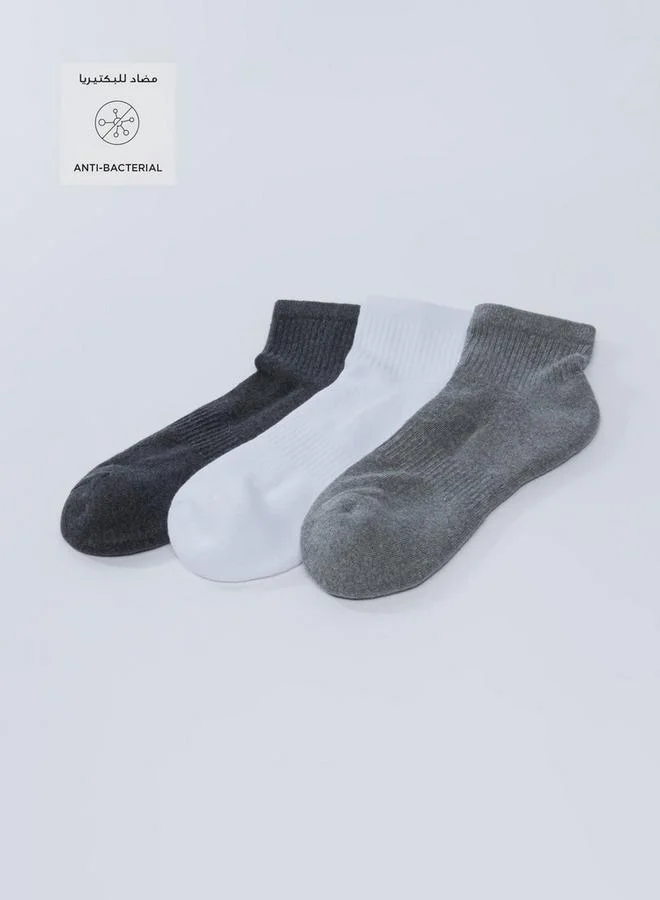 سبلاش فيڤ Set of 3 - Textured Ankle Length Socks