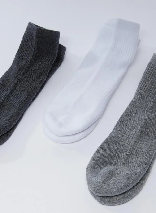 سبلاش فيڤ Set of 3 - Textured Ankle Length Socks