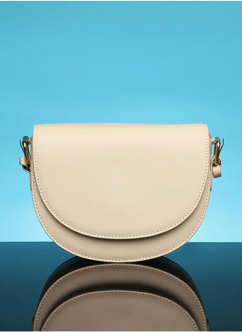 Haute Sauce Haute Sauce Women's Urban Curve Sling Bag For Casual Wear | Ivory White Colour | One-Size| Magnetic Closure | Vegan Leather Material | Detachable Sling | Handbag For Woman & Girls