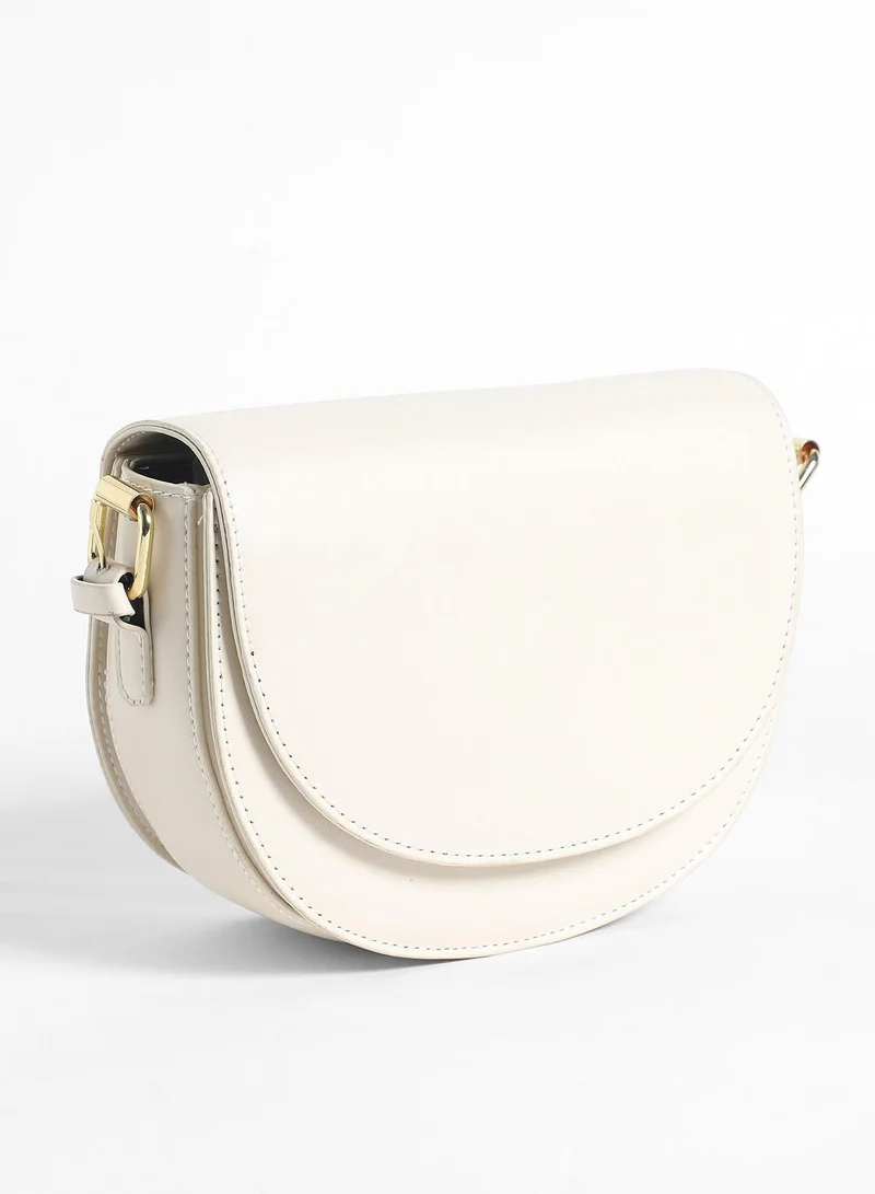 Haute Sauce Haute Sauce Women's Urban Curve Sling Bag For Casual Wear | Ivory White Colour | One-Size| Magnetic Closure | Vegan Leather Material | Detachable Sling | Handbag For Woman & Girls
