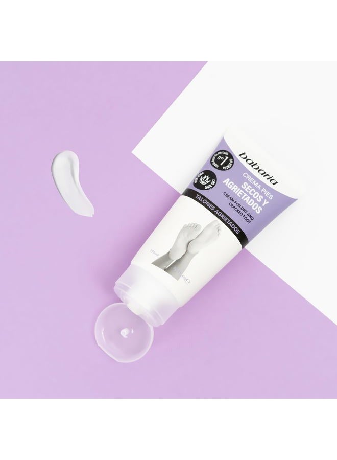 Babaria Dry Feet Cream - Absorbs Quickly to Instantly Soothe and Smooth - Deepest Hydrating Effect - Infused with Aloe Vera, Sweet Almond, and Shea Butter - Suitable for All Skin Types - 5.1 oz - Image 5