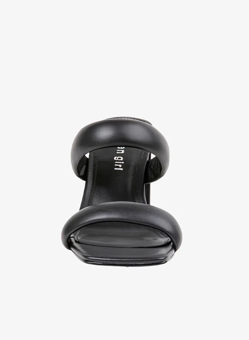 STEVE MADDEN  Steve madden wisper black women's sandals for Women | Best Price UAE