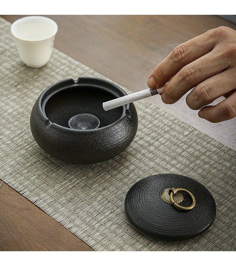 Black Ceramic Ashtray With Lid Anti Fly Ash Creative Home Office Decoration - Image 5