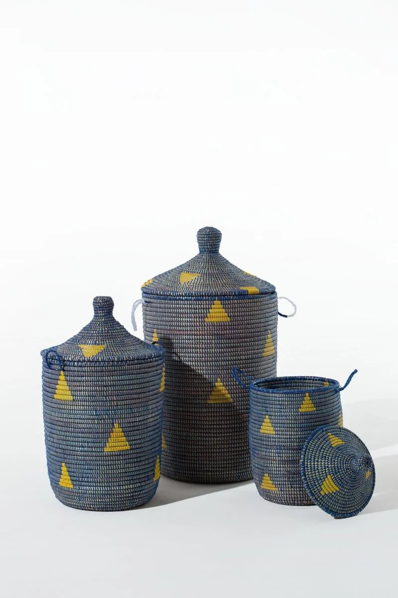 هومكود سلة مايشا المثلثية باللونين الأزرق والأصفر