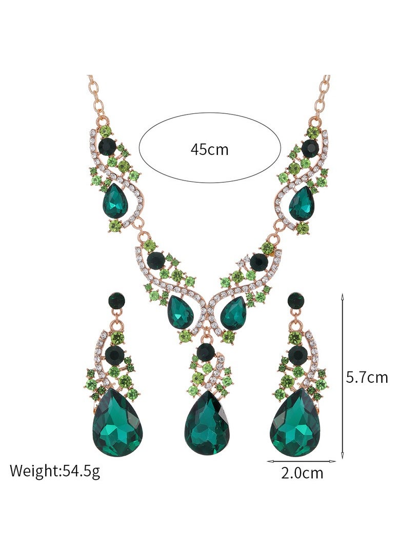 Two-piece crystal necklace earrings set, bridal jewelry set. - https://f.nooncdn.com/p/pzsku/Z8413597C068B8E713769Z/45/_/1734164709/18dcd9fb-bab1-49f5-8259-ea24aae0e76c.jpg?format=jpg&width=original