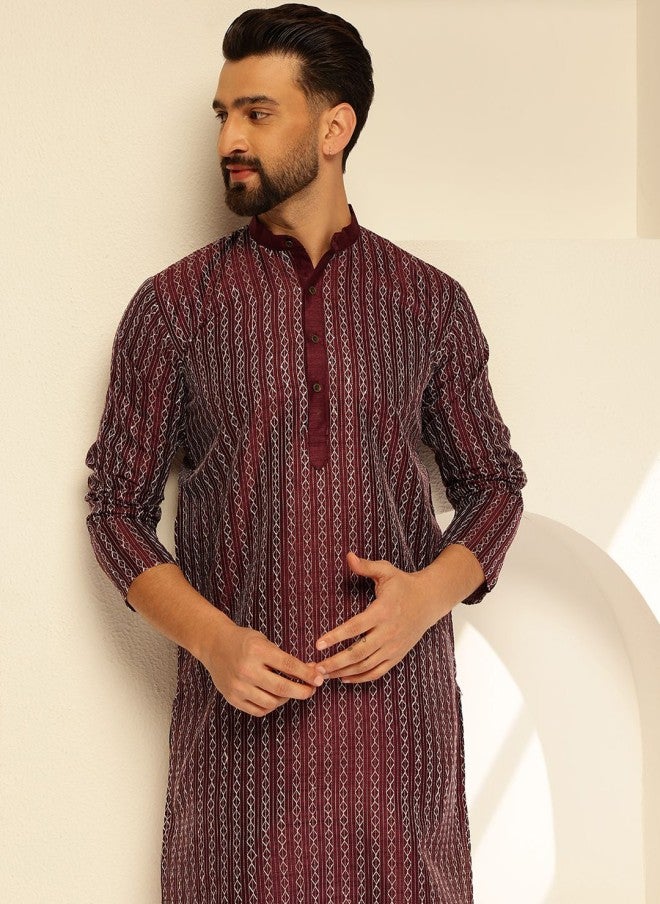 Sojanya Burgundy Geometric Embroidered Kurta for Men - Image 2