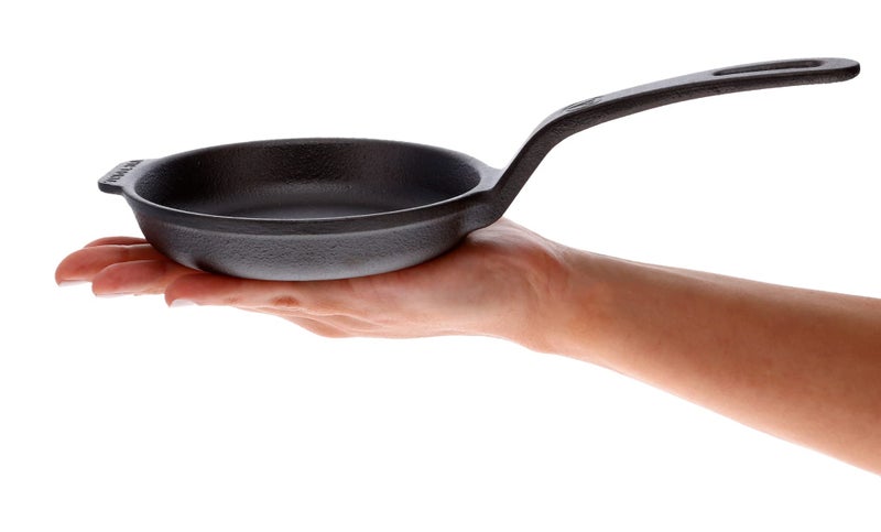 Victoria Victoria 4Inch Cast Iron Skillet PreSeasoned Cast Iron Frying Pan with Long Handle Made in Colombia 