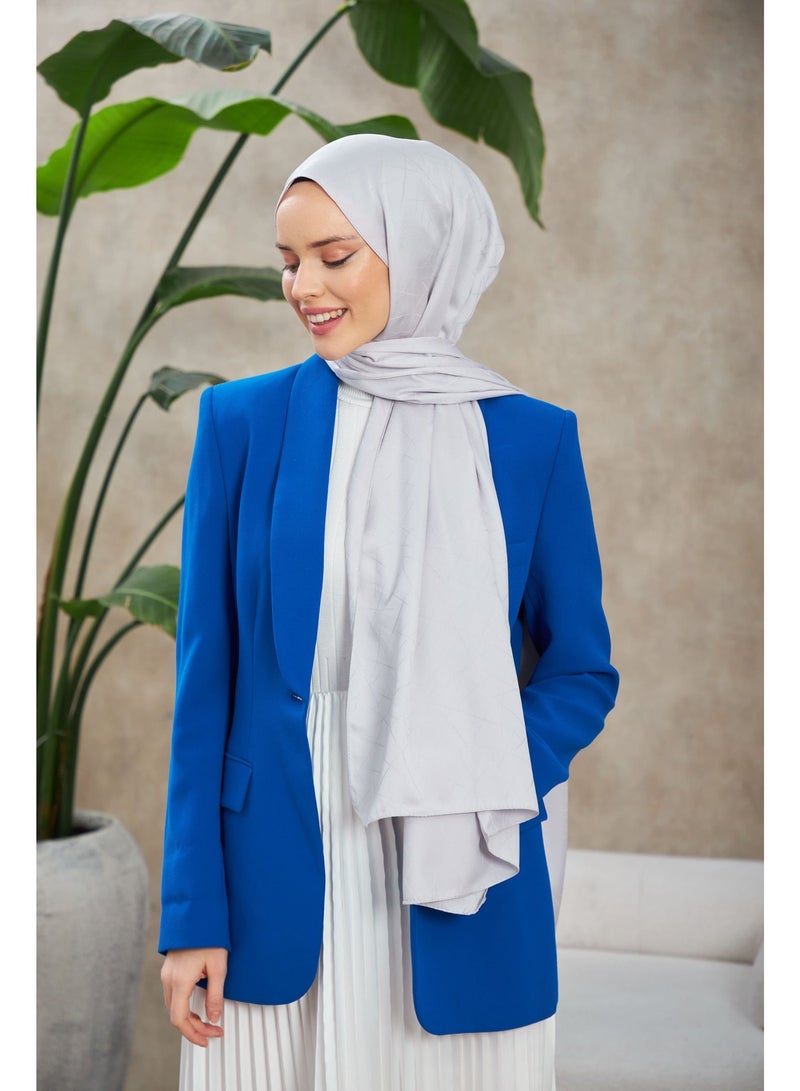 وشاح حجاب جاكار ناعم حريري باللون رمادي – خليط قطن وفيسكوز بنقشة ناعمة - Image 2