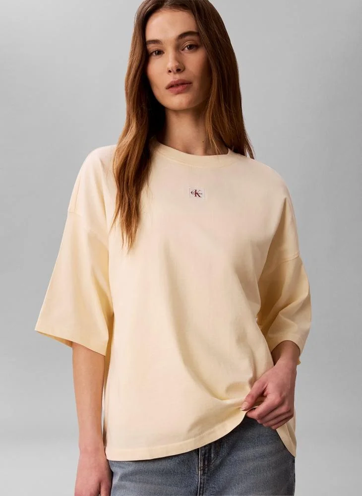Calvin Klein Jeans  Oversized Cotton Badge T-shirt for Women | Best Price UAE
