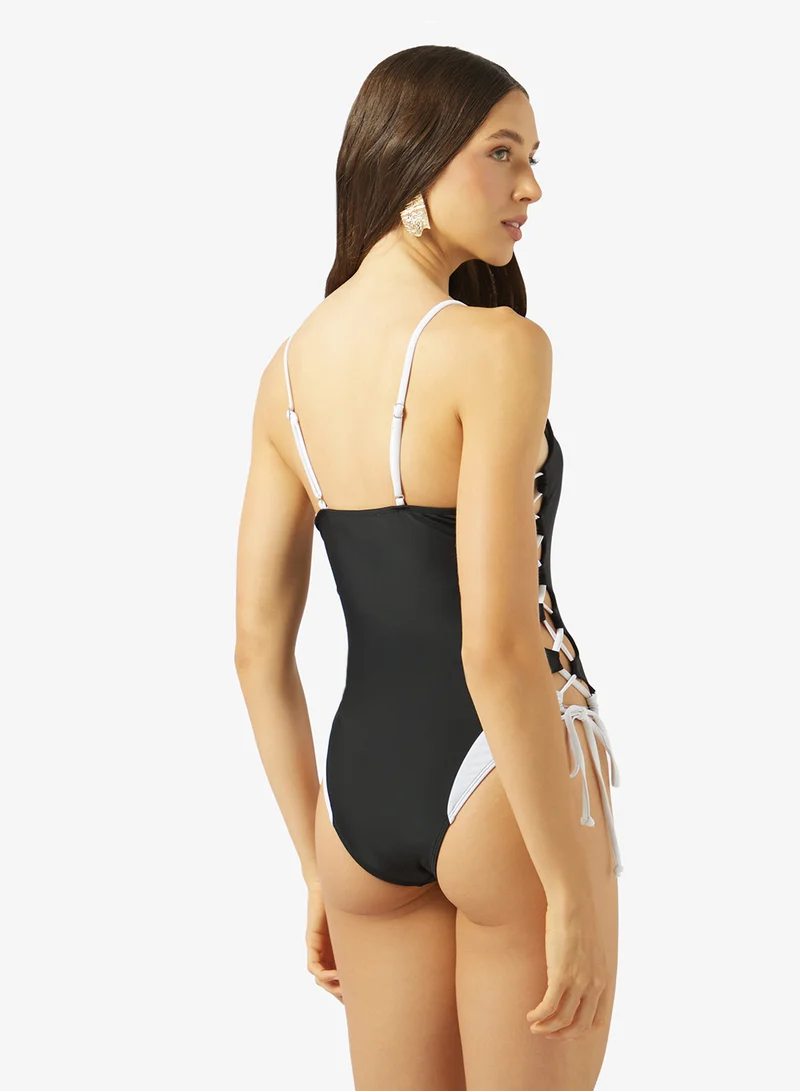 Soleira Swimsuit With Side Tie Up