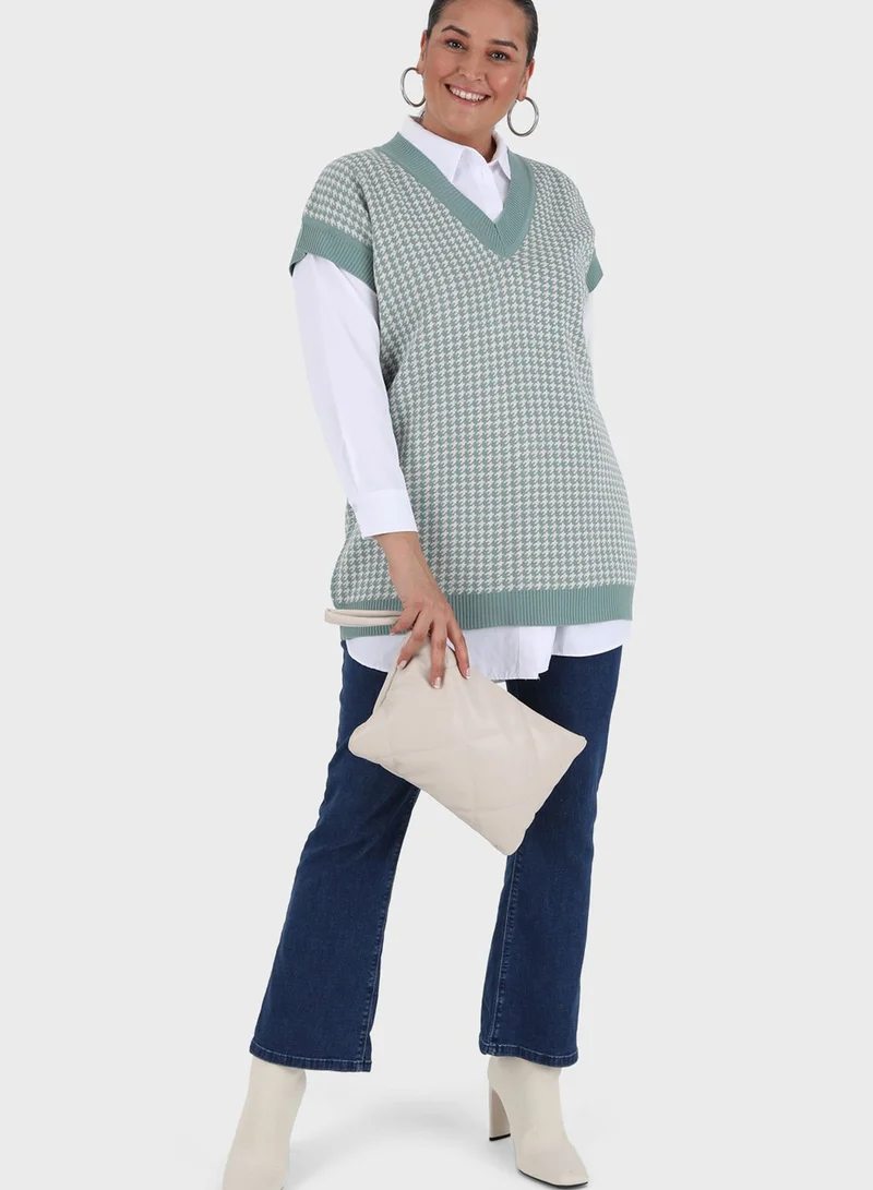 Alia by modanisa V-Neck Knitted Tunic