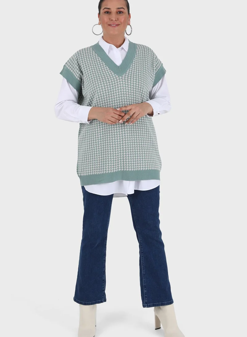 Alia by modanisa V-Neck Knitted Tunic