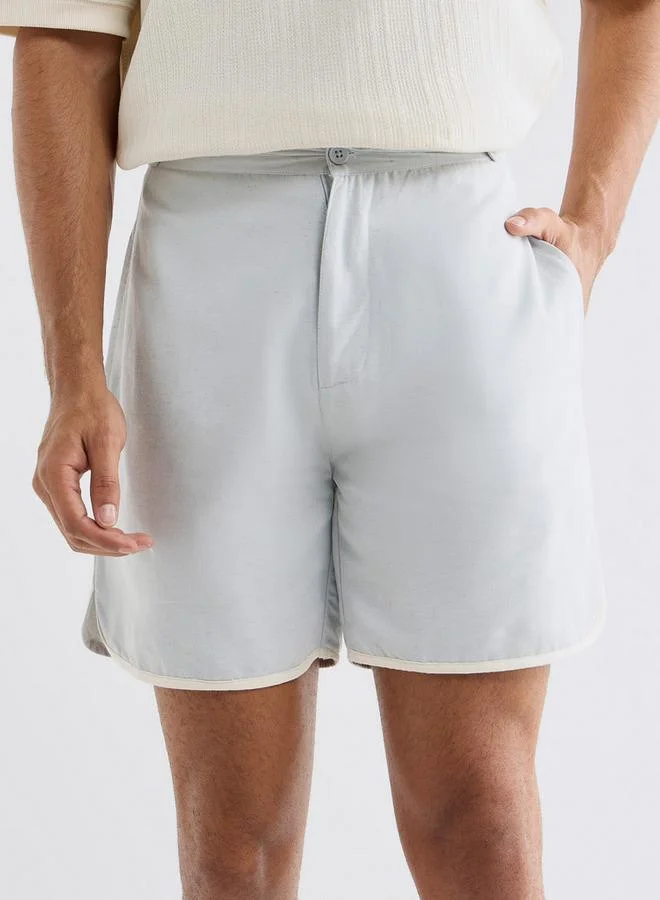 Splash FAV Shorts with Pockets and Piping Detail