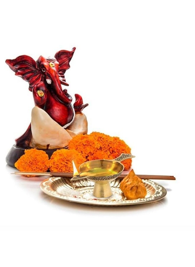 مصباح زيت مصنوع يدويًا من النحاس Laxmi مع نقش ذهبي مصنوع من معدن النحاس Diya Vilakku من أجل Puja Pooja. مجموعة هدايا ديباوالي الهندية التقليدية مكونة من قطعة واحدة - pzsku/Z8420BDDD76EEDB325FA5Z/45/_/1724126704/9dc57303-9b43-4b7f-9cc4-50c442b91c67