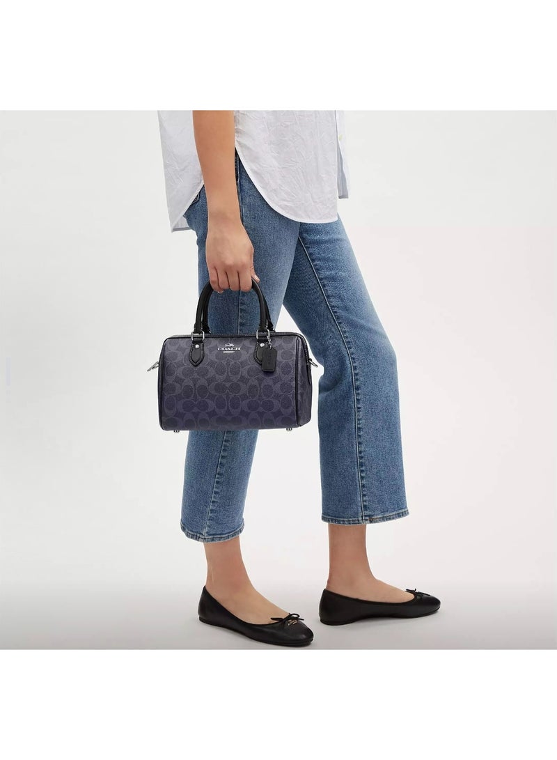 كوتش اوت ليت حقيبة كتف جلدية ملفوفة - Image 4