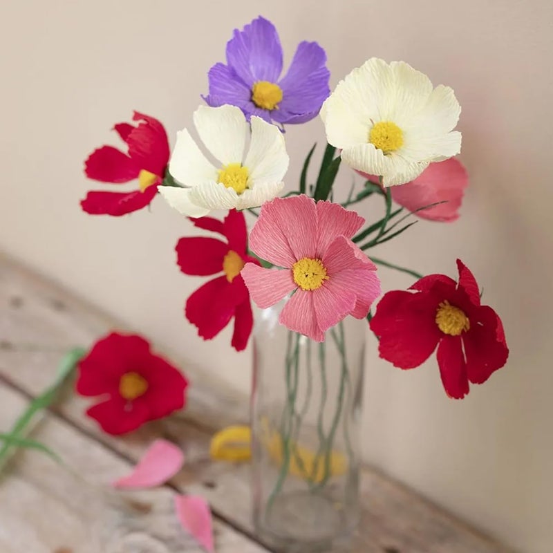 Artzone طقم حرف يدوية من ورق الكريب - 10 أوراق (25x85 سم) و 50 ساق زهور (30 سم)، شريط زهور أخضر واحد - Image 2