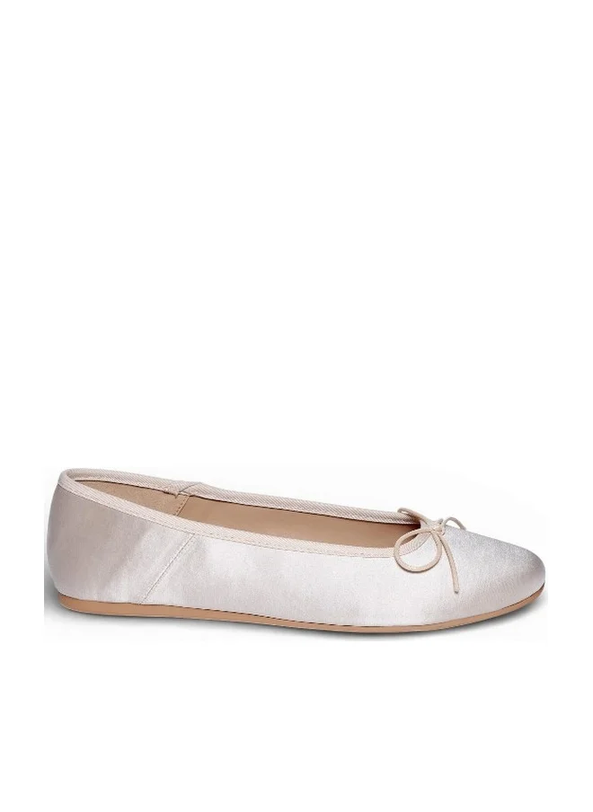 Bata Ballet Style Flat Shoes