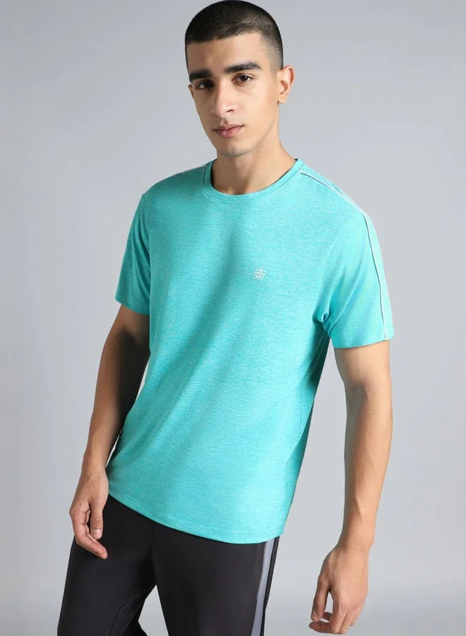 كالت تيشيرت كومفور تيك للرجال للأنشطة اليومية