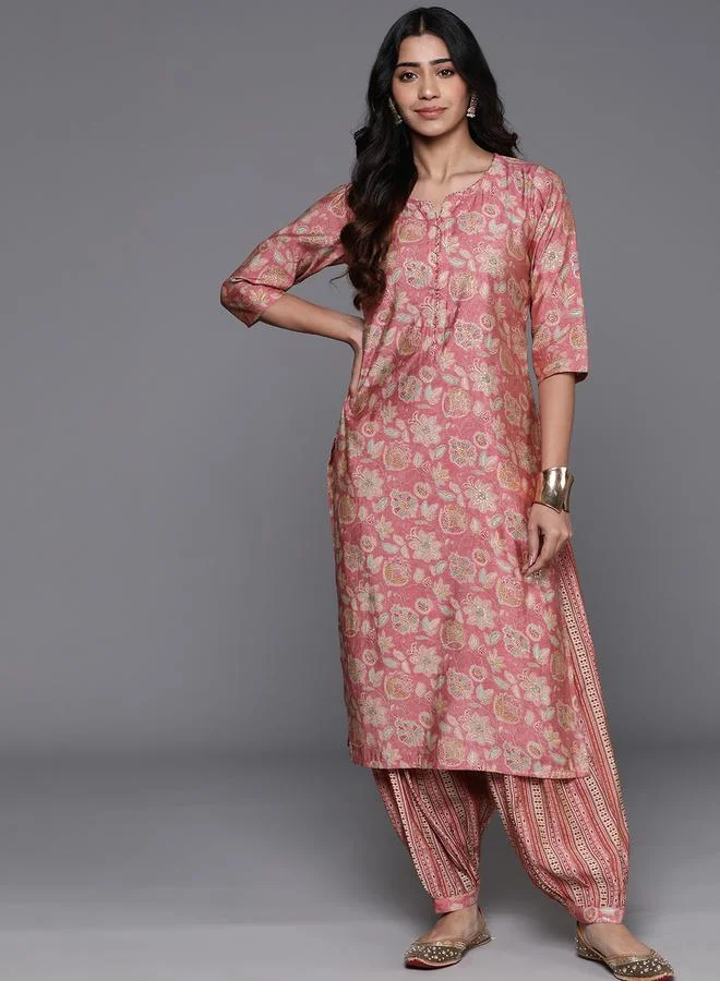 لباس Peach Printed Silk Blend Straight Kurta and Salwar Set