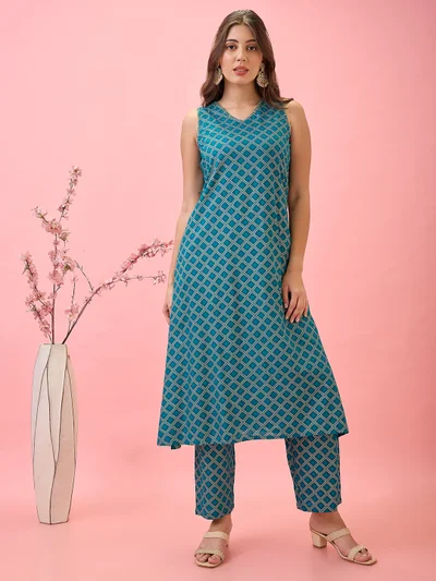 globus Women Thread Work Detail V-Neck A-Line Workwear Kurta & Pants Set