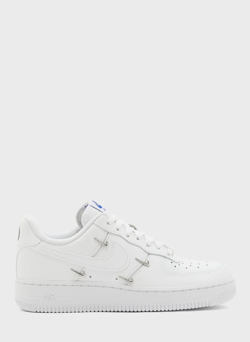 نايكي حذاء اير فورس  1'07 اس ال اكس