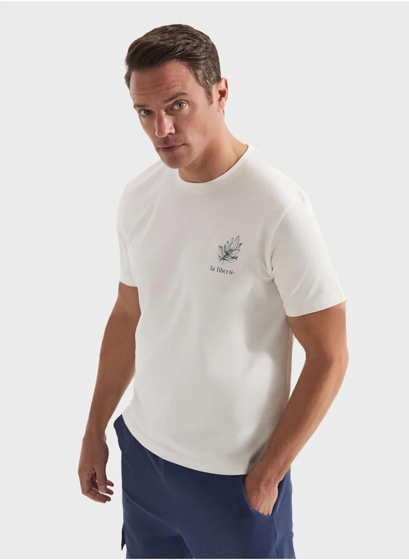 جون Printed Crew Neck T-Shirt