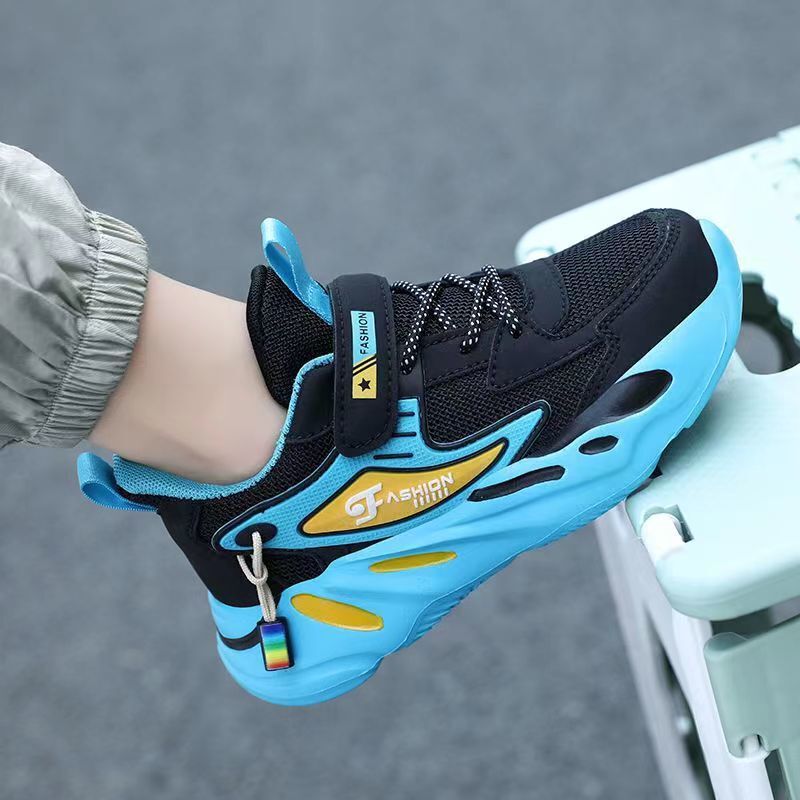Mesh Sneakers Lightweight Flexible Sole Walking Shoes For Kids Indoor And Outdoor Activities - Image 4