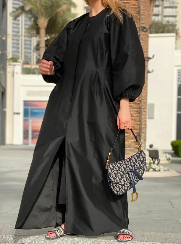 Moistreet Bubble Sleeves & Gather Details  Abaya Set