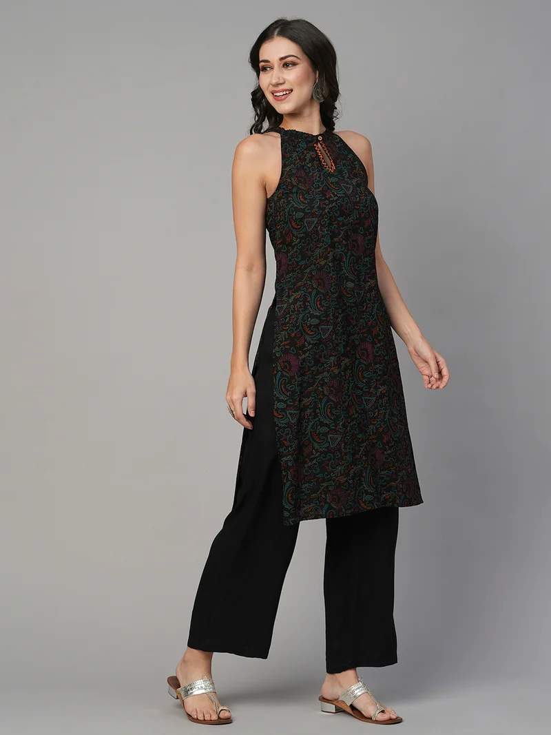 globus Women Keyhole Halter Neck Ethnic Print Straight Kurta With Mid-Rise Pants Fusion Set