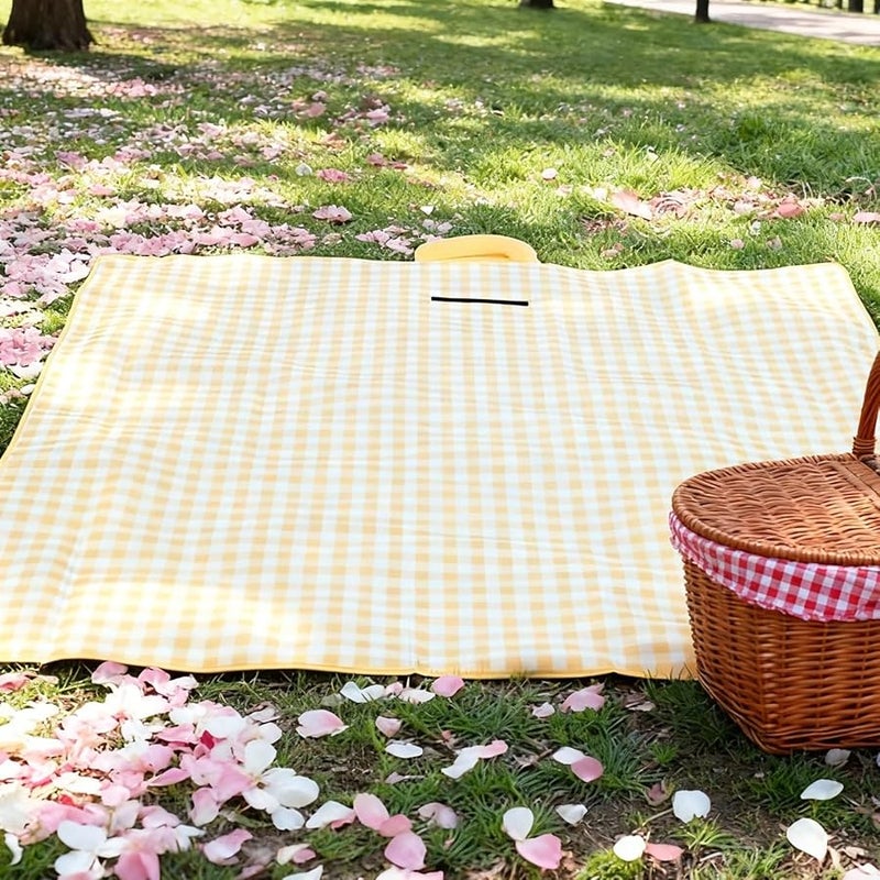 بطانية نزهة قابلة للطي بالخارج، مربعات صفراء وبيضاء، 200 × 300 سم - Image 3