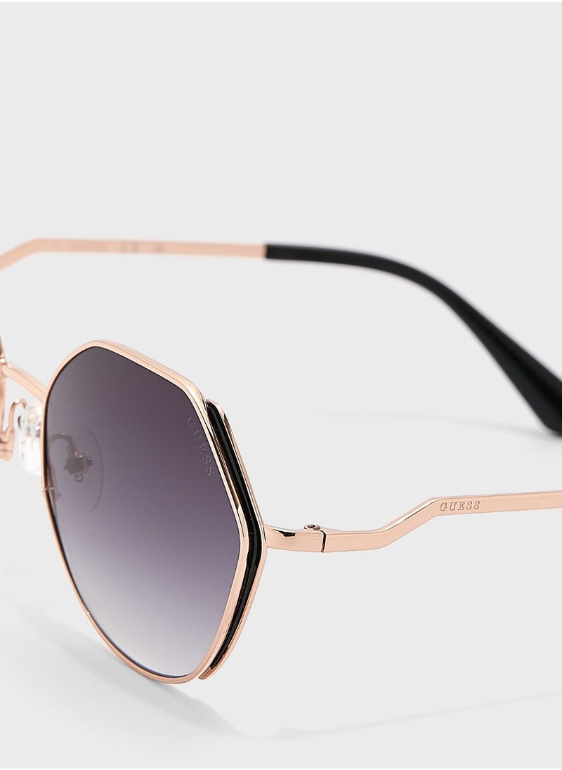 GUESS Oversized Sunglasses  - Image 3