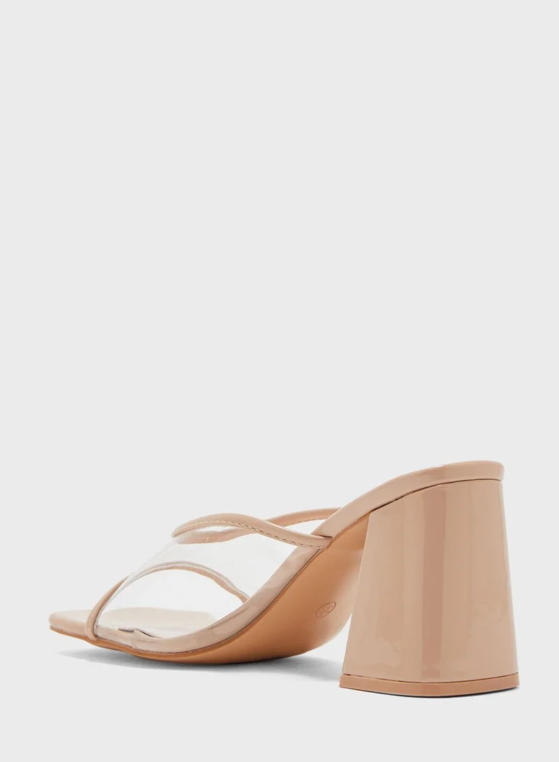 جينجر Metallic Trim Clear Strap Mule Sandal