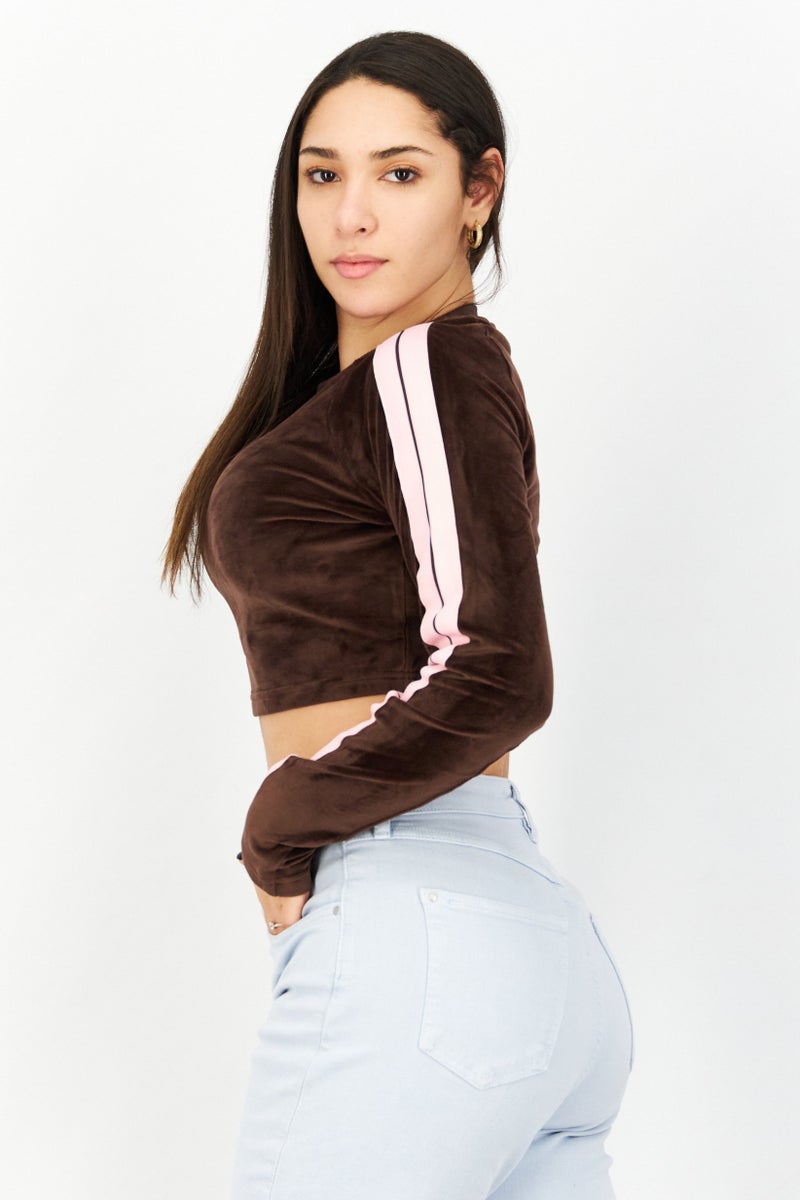 Ellesse Women Round Neck Long Sleeve Brand Logo Tops, Dark Brown - Image 3