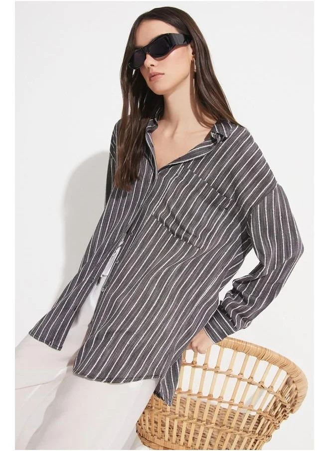 JUNE June Women Exclusive Boyfriend/Wide Fit Striped Viscose Shirt Black